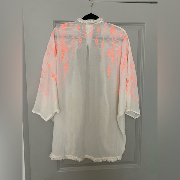 Xhilaration Embroidered Kimono - Picture 2 of 4